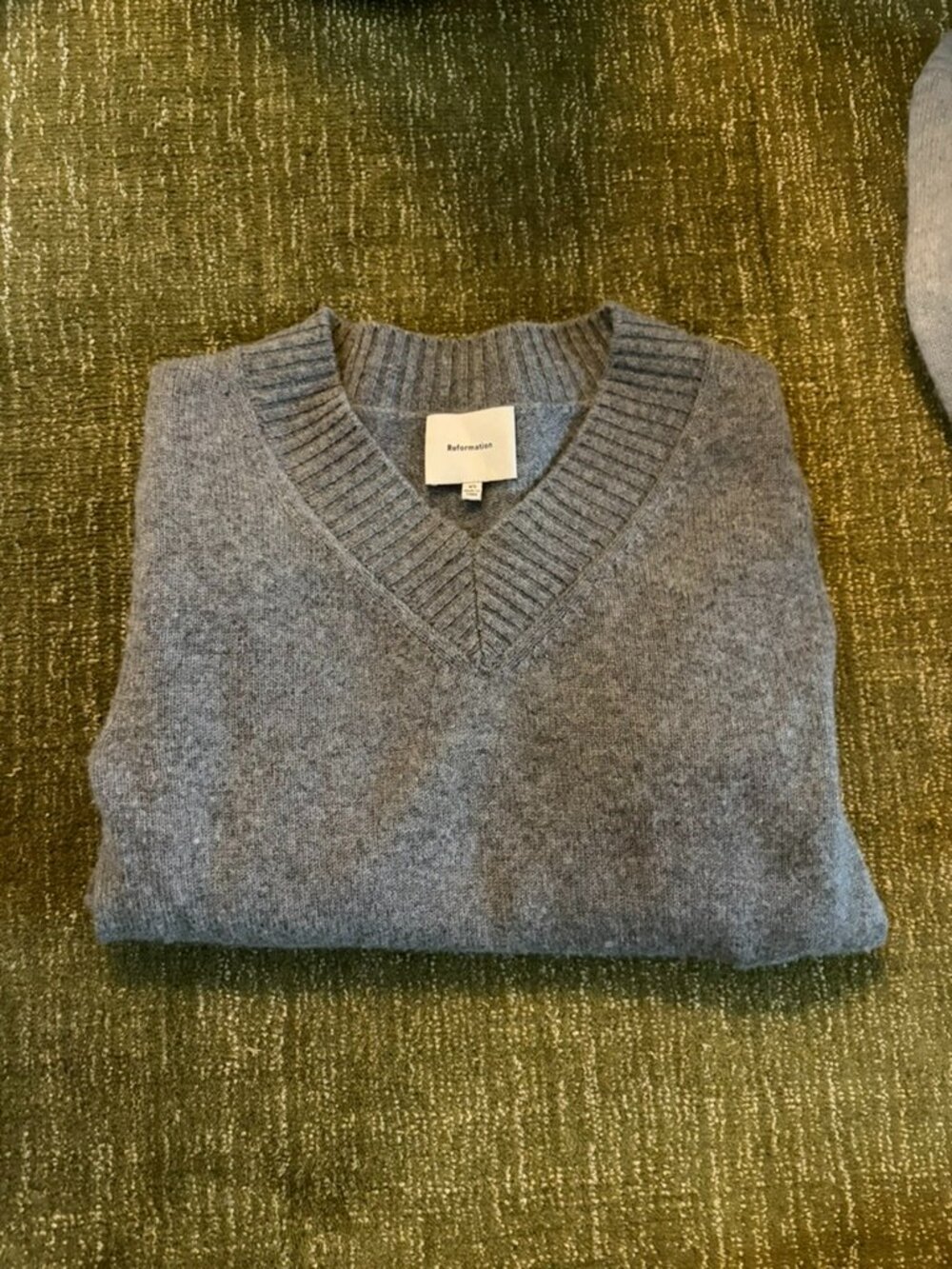 Reformation Grey V-Neck Cashmere Sweater